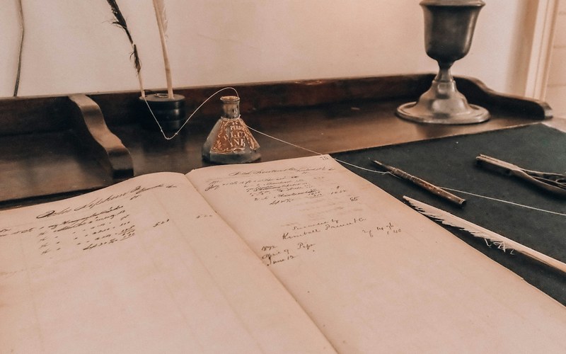 Books Like Queen of Lombard Street: Historical Romance With a Paper Trail